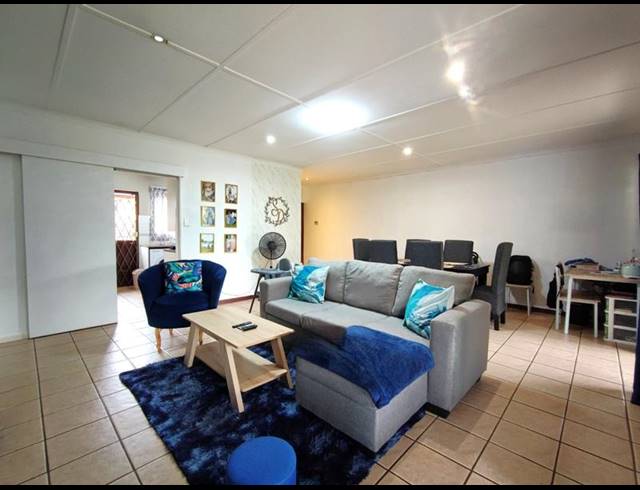 3 BEDROOM TOWNHOUSE FOR SALE IN HAYFIELDS